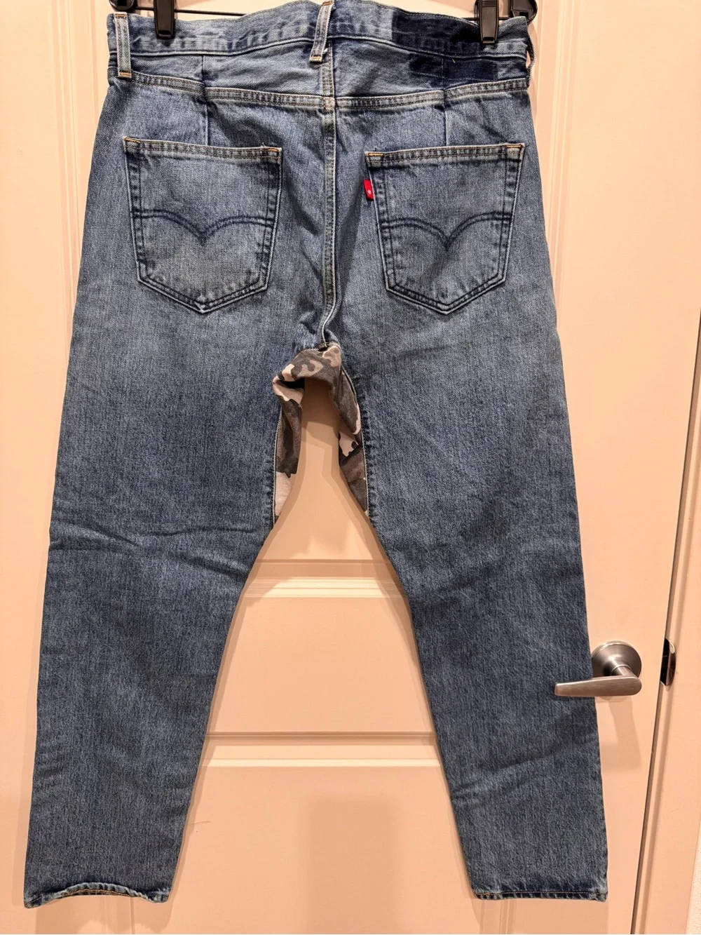 Levi’s Altered Taper Mens Denim Jeans 33x32 Camo Inset Inseam Patchwork